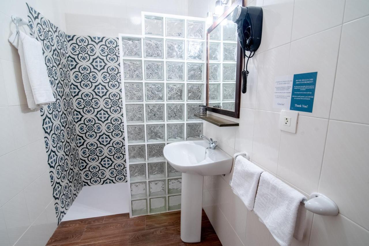 Hostal Andalucia Chipiona Esterno foto