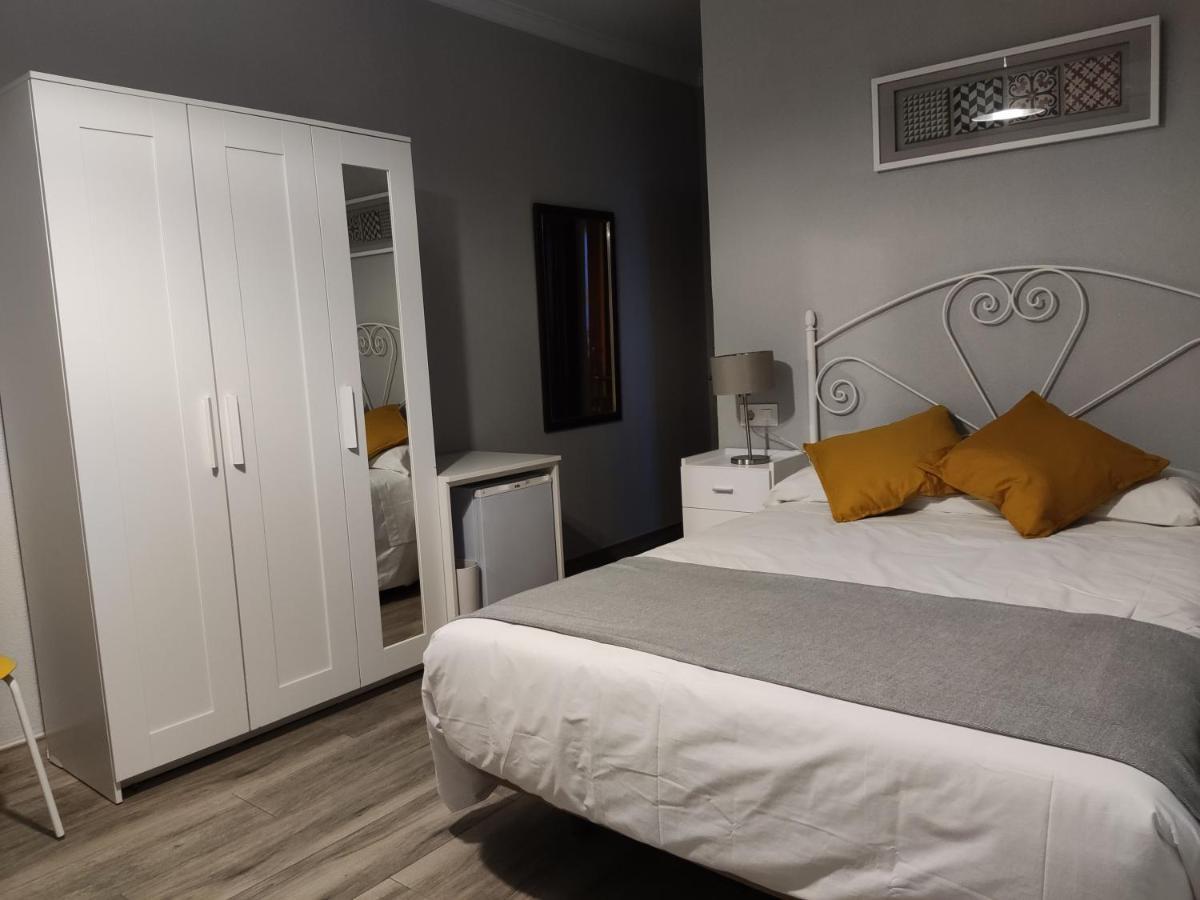 Hostal Andalucia Chipiona Esterno foto
